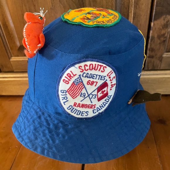 Vintage 1969 Girl Scout Art Camp Keen Lake Niagara Area Patch Hat Craft Pins - Picture 4 of 8